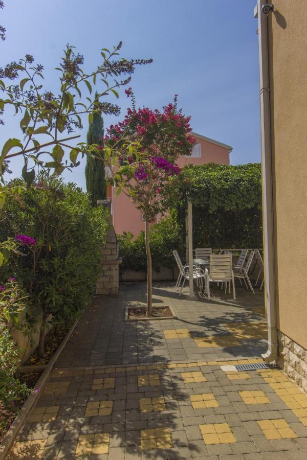Apartments Dalibor Vodice Eksteriør billede