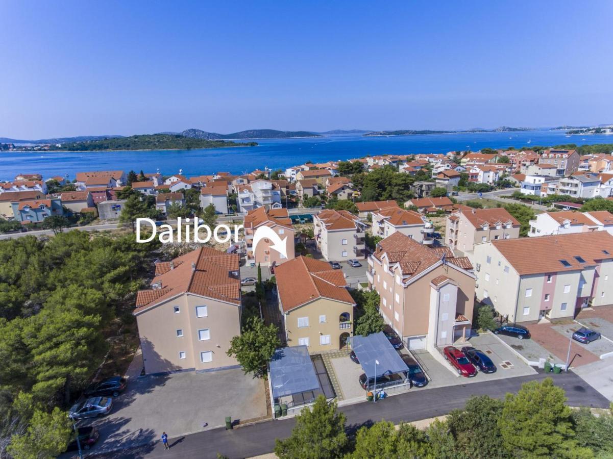Apartments Dalibor Vodice Eksteriør billede