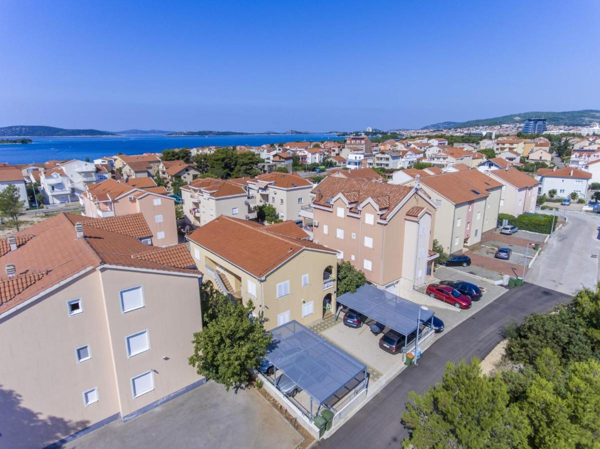 Apartments Dalibor Vodice Eksteriør billede