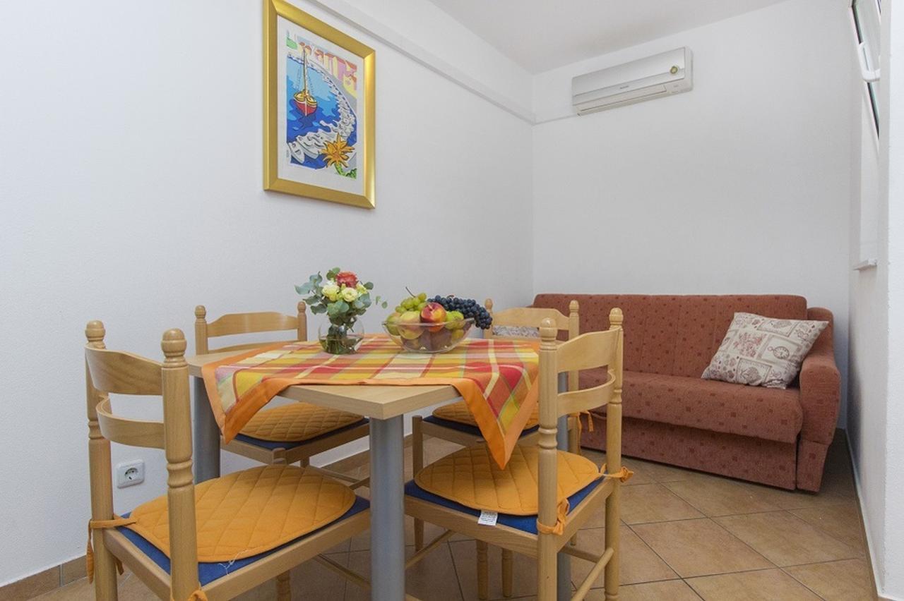 Apartments Dalibor Vodice Eksteriør billede