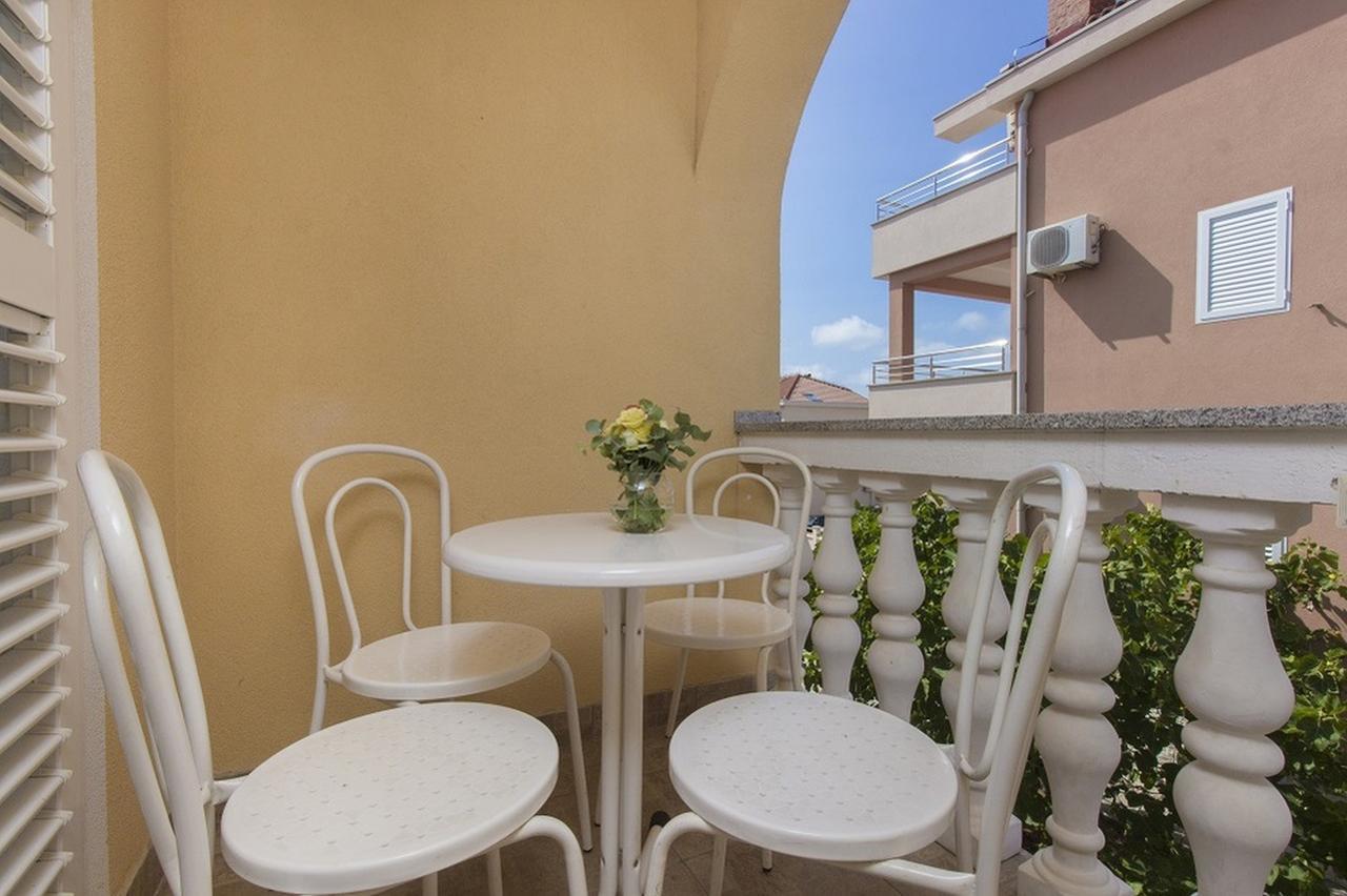 Apartments Dalibor Vodice Eksteriør billede